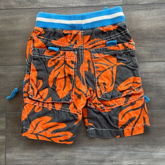 Mini Boden 18-24 mo Tropical Techno Shorts - Picture 4 of 5